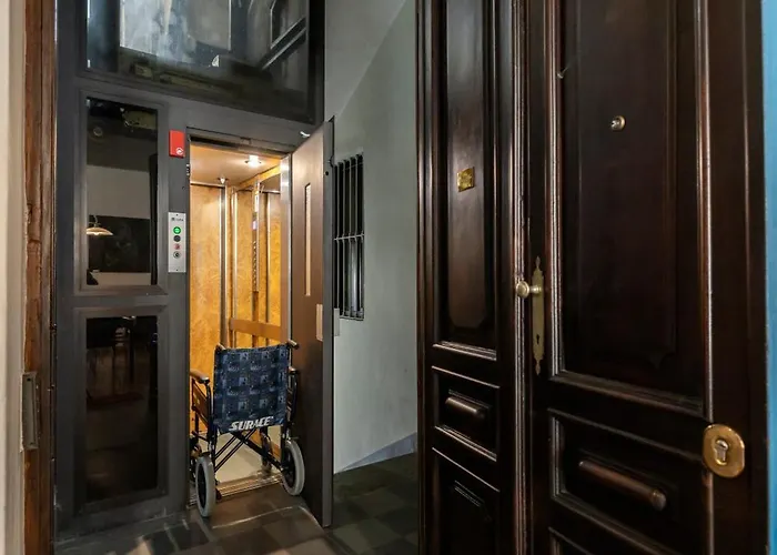 Deluxe Apartment